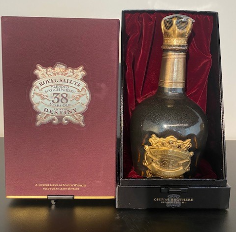 WH CHIVAS REGAL ROYAL SALUTE 38y BA